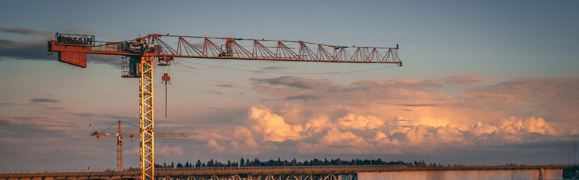 USED FLAT TOP TOWER CRANE QUALITY SUPPLIER