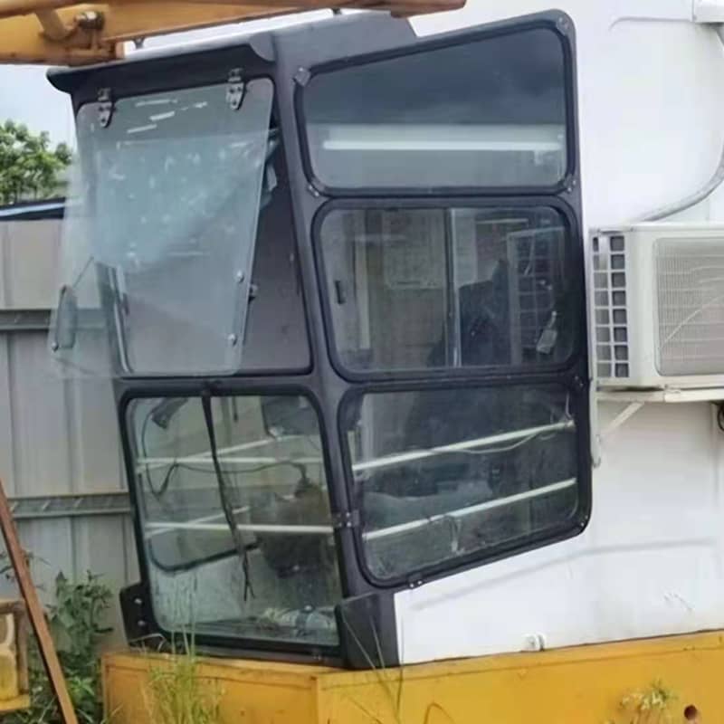 20-TON TOWER CRANE FOR THE MIDDLE EAST