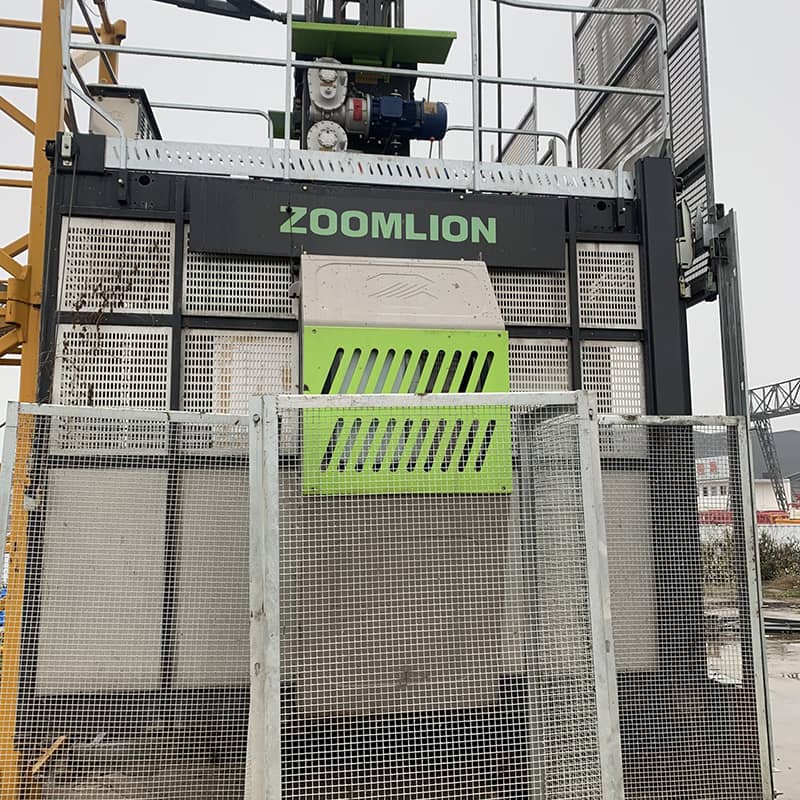 CONSTRUCTION ELEVATOR SC200-200 FOR SALE